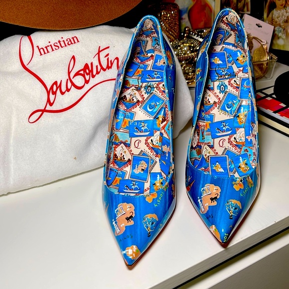 Christian Louboutin
Patent Leather Printed Pumps - Picture 1 of 6